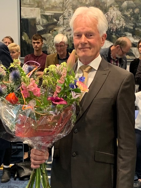 Foto van nieuwbakken wethouder Kees Arendz